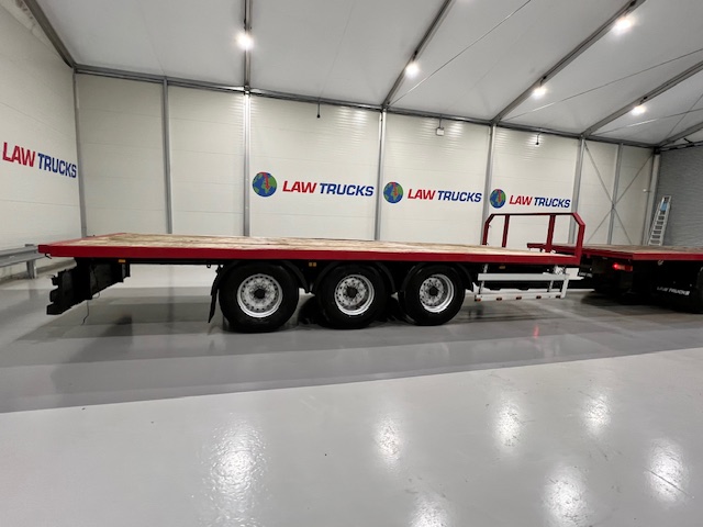Volvo FH 500 6×2 Rear Lift Flatbed’s Drawbar