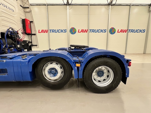 Volvo FH 500 6×2 Midlift Tractor Unit
