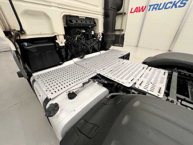 DAF XF 480 6×2 Midlift Tractor Unit