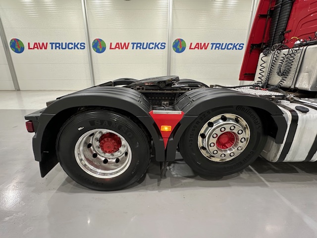 Volvo FH 500 6×2 Sleeper Cab Tractor Unit