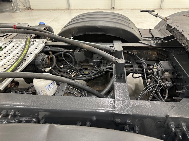 Volvo FH 500 6×2 Midlift Tractor Unit PTO