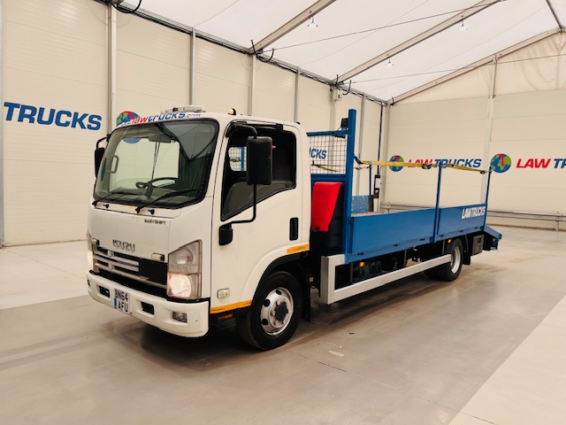 Isuzu N75 190 Day Cab Dropside