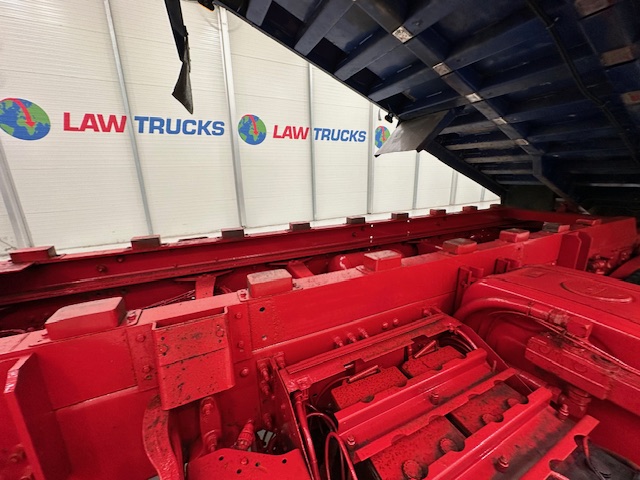 Volvo FM 380 8×4 Day Cab Tipper