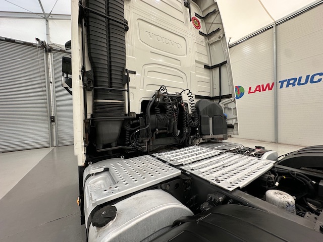 Volvo FH 500 6×2 Globetrotter XL Midlift Tractor Unit