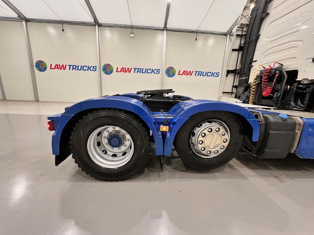 Volvo FH 500 6×2 Midlift Tractor Unit