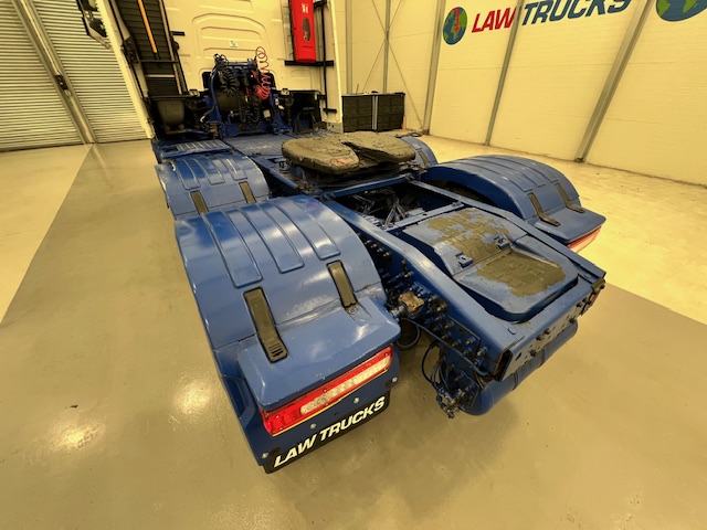 Volvo FH 500 6×2 Midlift Tractor Unit