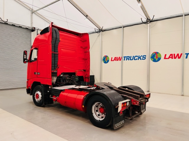 Volvo FH12 420 4×2 GTXL Tractor Unit