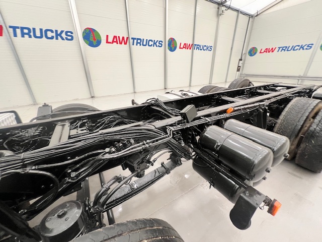 Scania G360 8×2 Sleeper Chassis Cab