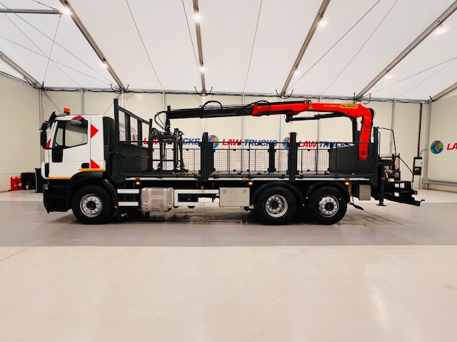Iveco Stralis 310 Euro 6 6×2 Dropside Brick Grab