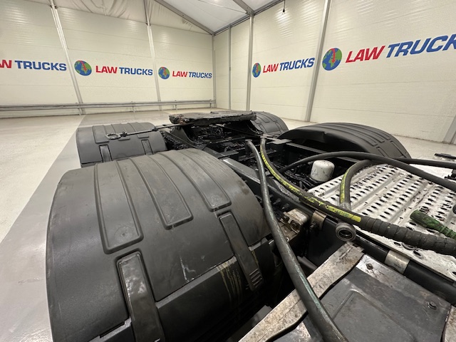 Volvo FH 500 6×2 Midlift Tractor Unit PTO