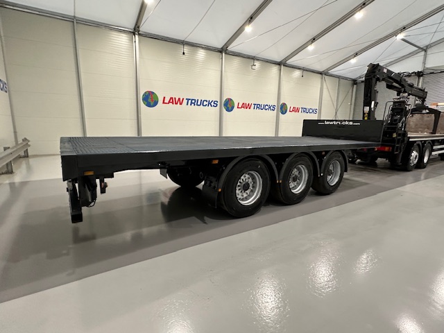 DAF CF85 360 8×2 Flatbed Brick Grab Drawbar