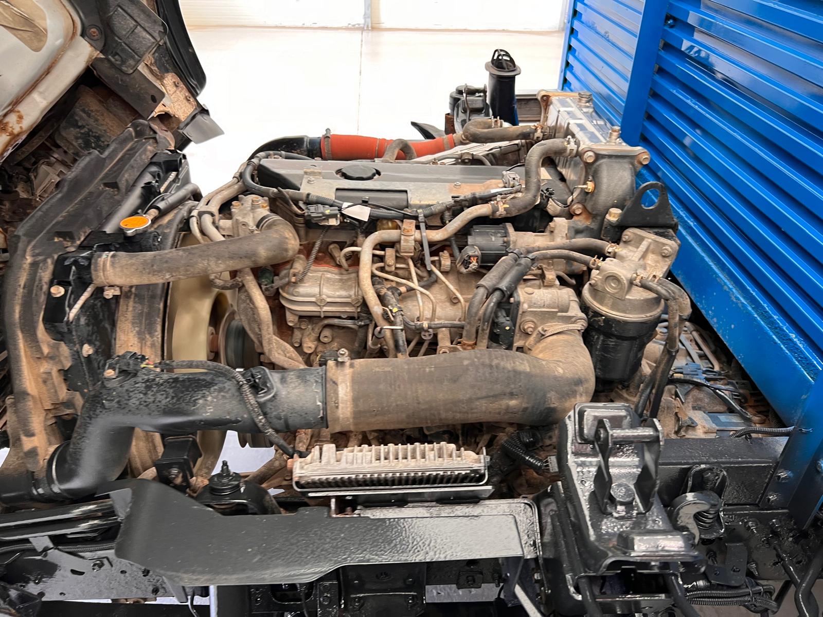 Isuzu N75 190 Day Cab Dropside