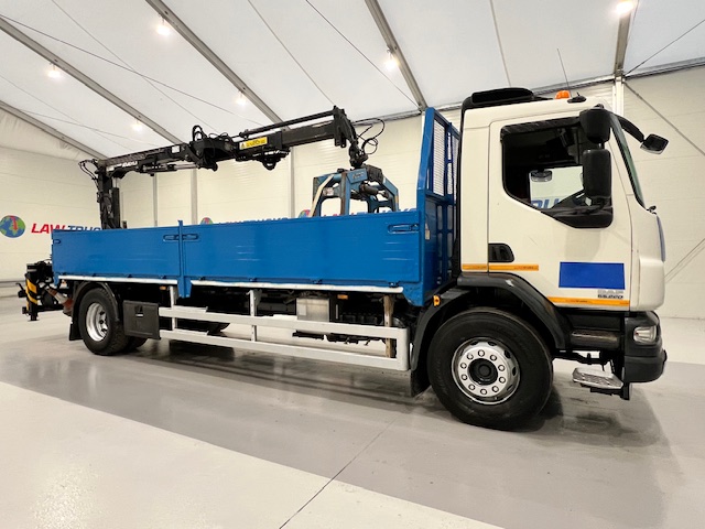 DAF LF55 220 Day Cab Dropside Brick Grab