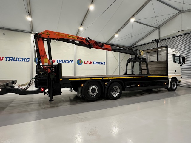 MAN TGX 26.440 6×2 Brick Grab Drawbar