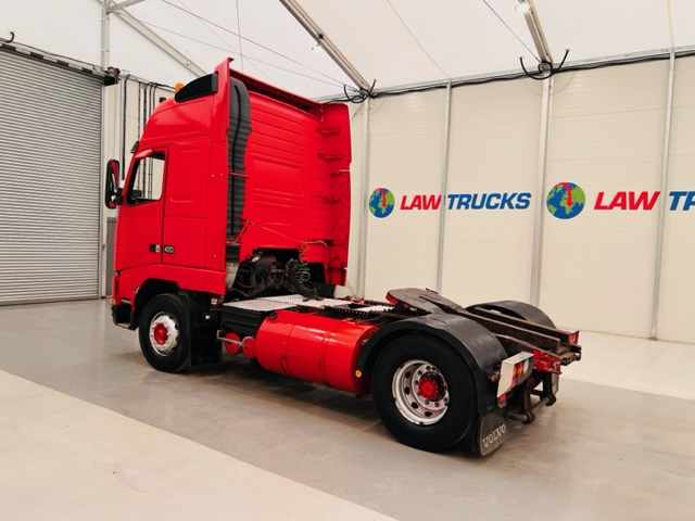Volvo FH12 420 4×2 GTXL Tractor Unit