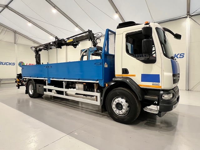 DAF LF55 220 Day Cab Dropside Brick Grab