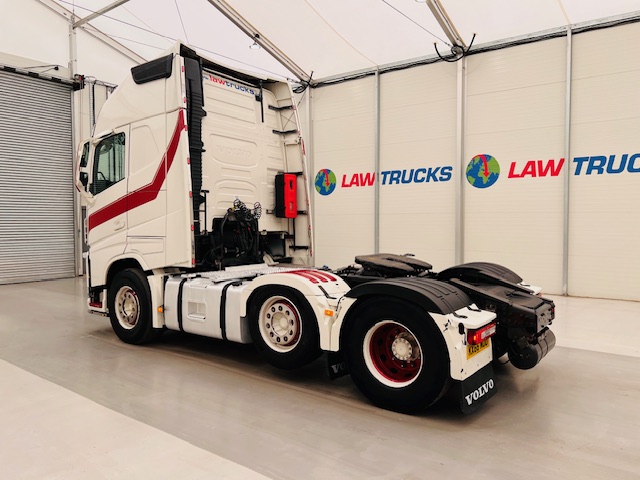 Volvo FH 500 6×2 Midlift Tractor Unit