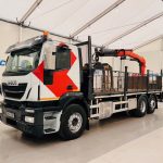 Iveco Stralis 310 Euro 6 6×2 Flatbed Brick Grab - thumbnail