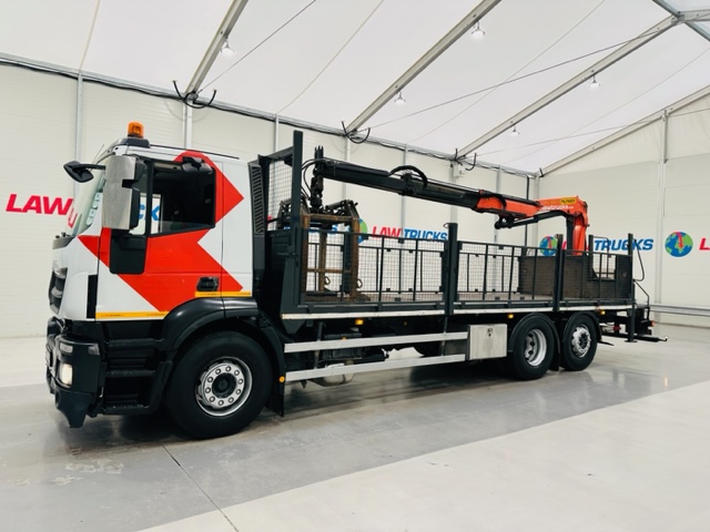 Iveco Stralis 310 6×2 Dropside Brick Grab