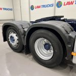 Volvo FH 480 6×2 Rear Lift Tractor Unit - thumbnail