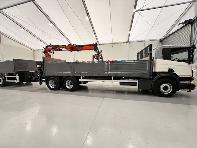 Scania P270 6×2 10 Tyre Flatbed Drawbar Brick Grab