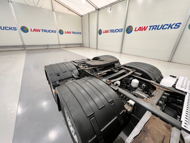 Volvo FH 500 6×2 Sleeper Cab Tractor Unit