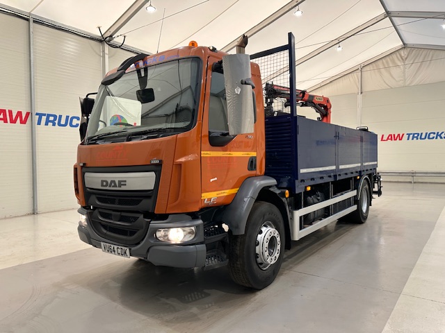 DAF LF 220 Day Cab Dropside Brick Grab
