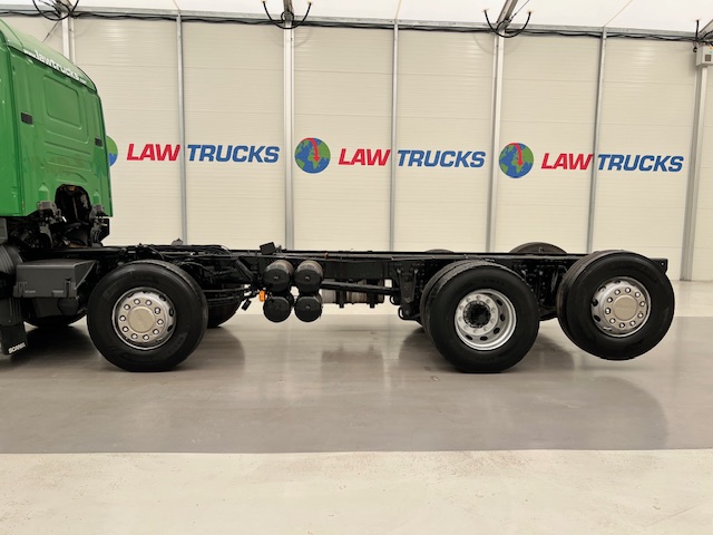 Scania G360 8×2 Sleeper Chassis Cab
