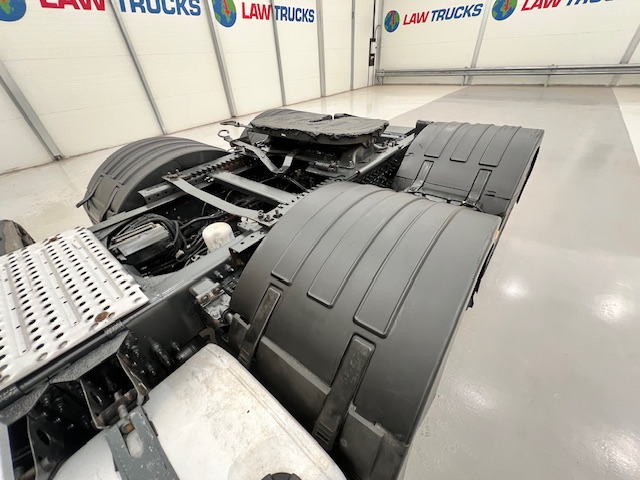 Volvo FH 500 6×2 Midlift Tractor Unit