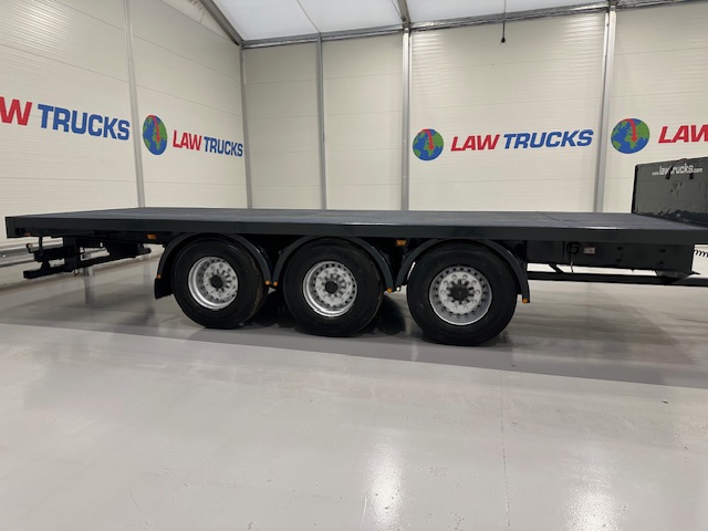DAF CF85 360 8×2 Flatbed Brick Grab Drawbar
