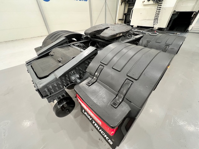 Volvo FH 500 6×2 Sleeper Cab Tractor Unit PTO