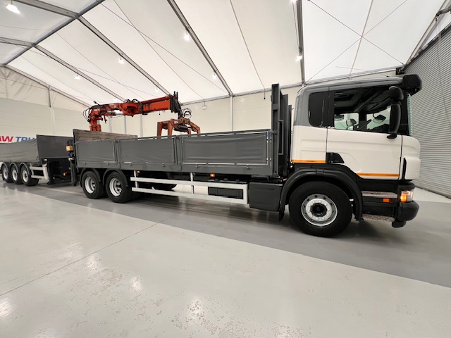 Scania P270 6×2 10 Tyre Flatbed Drawbar Brick Grab