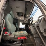 Volvo FH12 420 4×2 Caravan Transporter - thumbnail