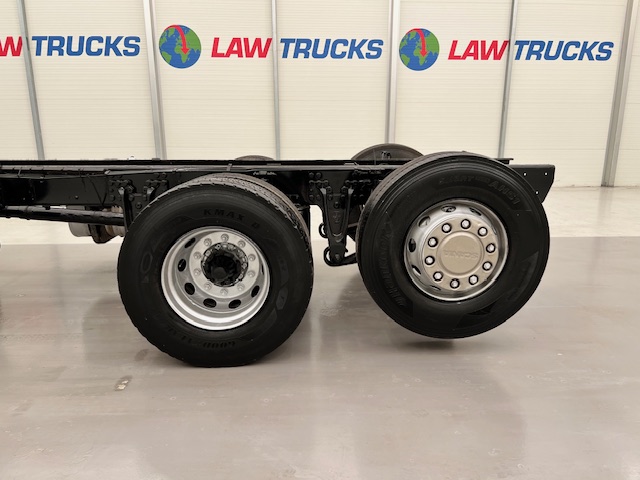 Scania G360 8×2 Sleeper Chassis Cab
