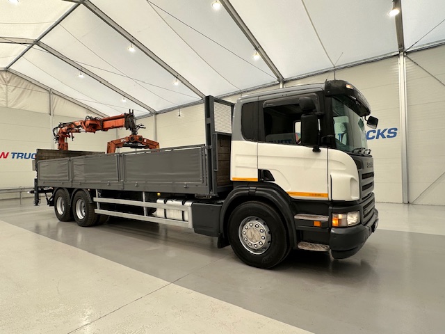 Scania P270 6×2 10 Tyre Flatbed Brick Grab
