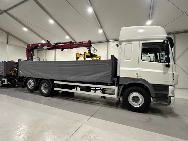 DAF CF85 460 6×2 Flatbed Drawbar Brick Grab