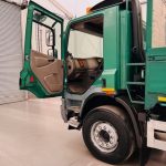 DAF CF75 310 Rear Lift Day Cab Dropside Brick Grab - thumbnail