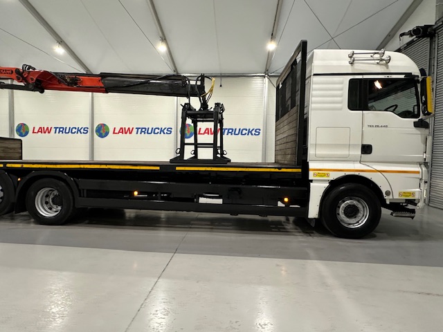 MAN TGX 26.440 6×2 Brick Grab Drawbar