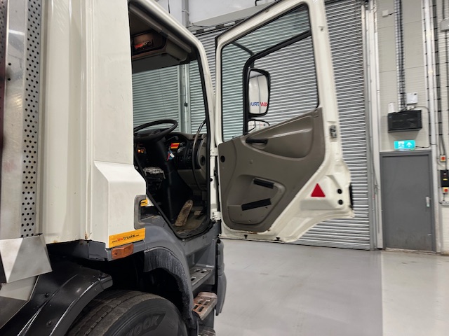 DAF CF75 310 6×4 Day Cab Steel Tipper Grab
