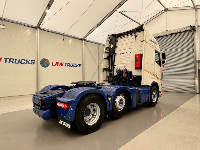 Volvo FH 500 6×2 Midlift Tractor Unit