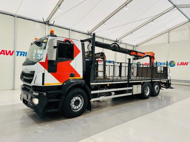 Iveco Stralis 310 6×2 Dropside Brick Grab