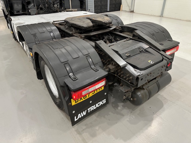 Volvo FH 500 6×2 Midlift Tractor Unit