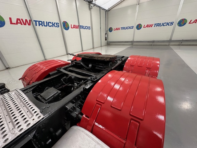 Volvo FH 500 6×2 Midlift Tractor Unit