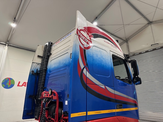 Volvo FH 460 6×2 Sleeper Cab Tractor Unit