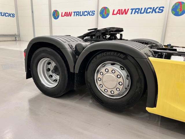 Scania S450 6×2 Midlift Highline Tractor Unit