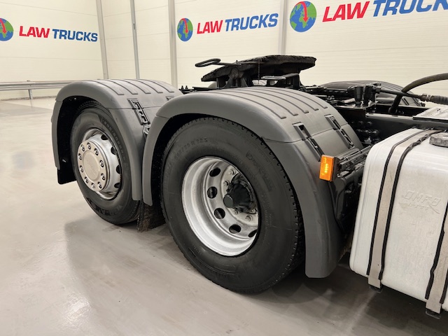 Scania R450 6×2 Rear Lift Highline Tractor Unit PTO