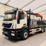 Iveco Stralis 310 Euro 6 6×2 Dropside Brick Grab - thumbnail