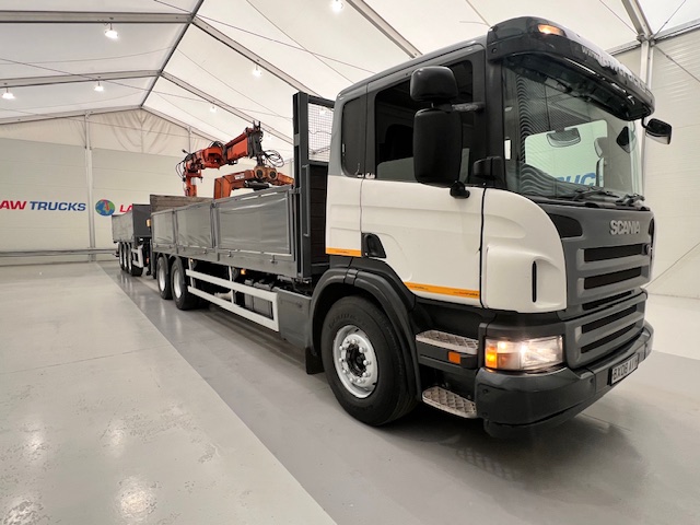 Scania P270 6×2 10 Tyre Flatbed Drawbar Brick Grab