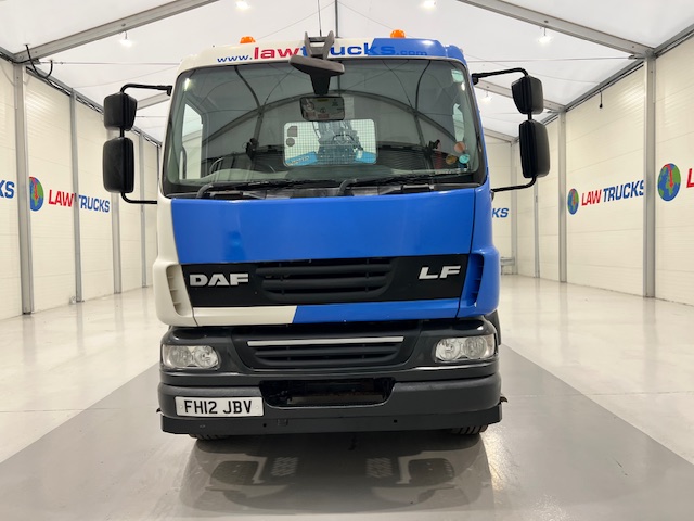 DAF LF55 220 Day Cab Dropside Brick Grab