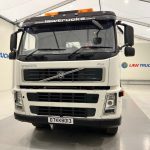 Volvo FM 400 8×4 Steel Tipper Grab Manual - thumbnail